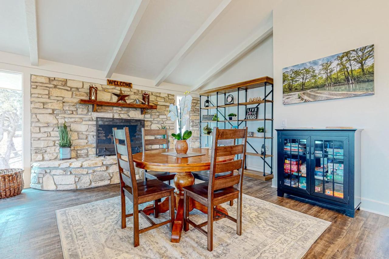 Grand River Retreat Wimberley Ngoại thất bức ảnh