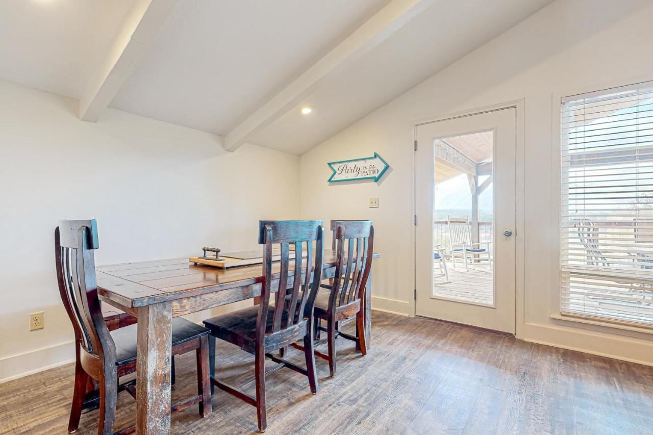 Grand River Retreat Wimberley Ngoại thất bức ảnh