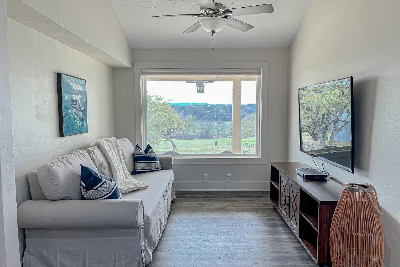 Grand River Retreat Wimberley Ngoại thất bức ảnh